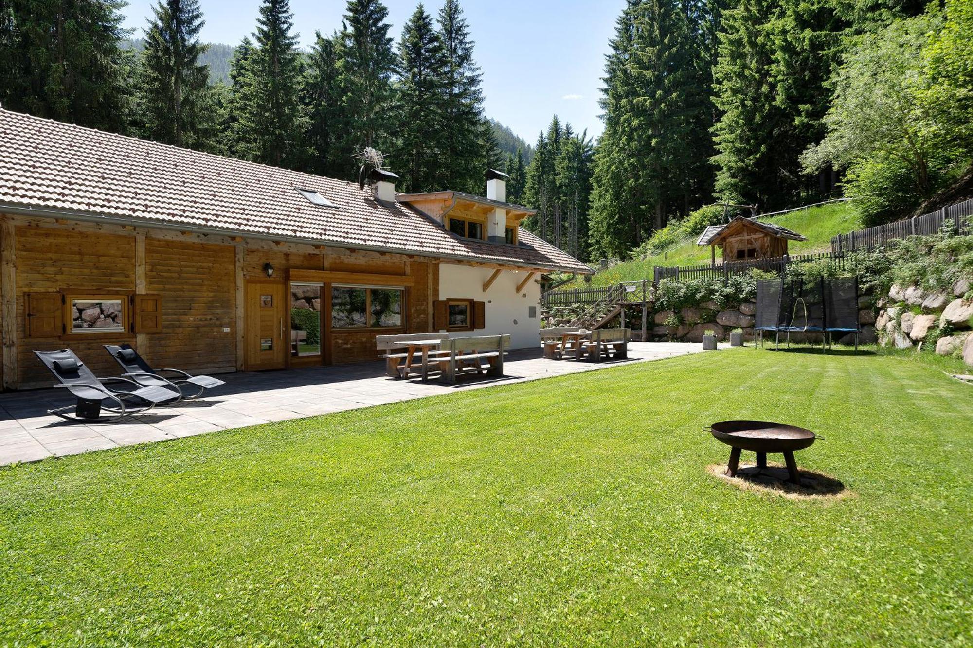 Unterurban Die Zwei Unsere Liebe Frau im Walde 外观 照片